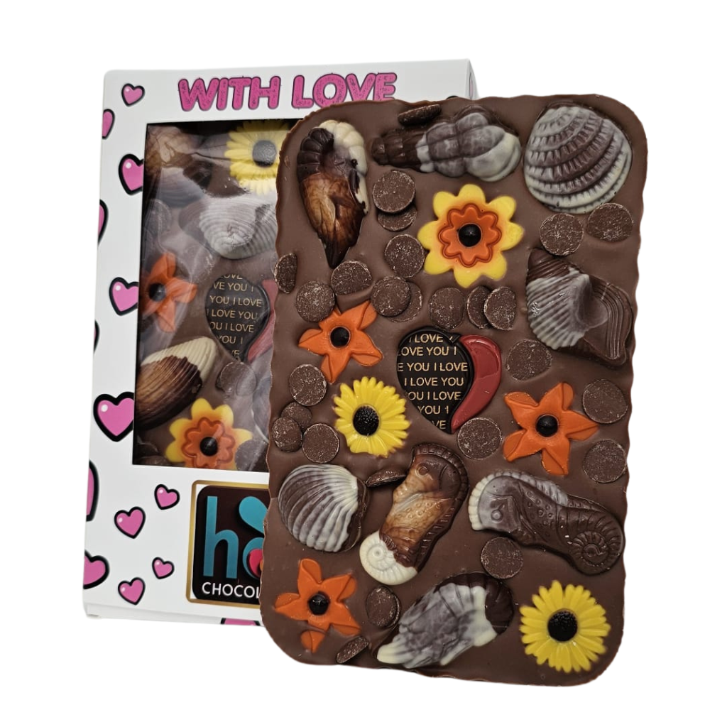 Handmade seashell chocolate slab with floral details - Hai Chocolate Oxford