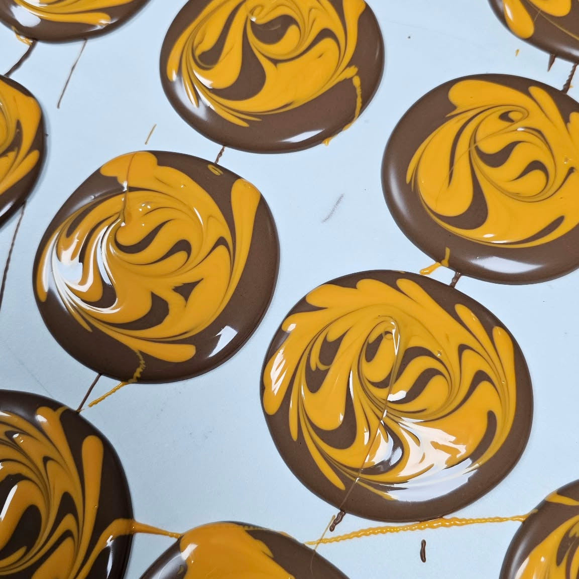 Orange Buttons Milk Belgian Giant Disks 200g