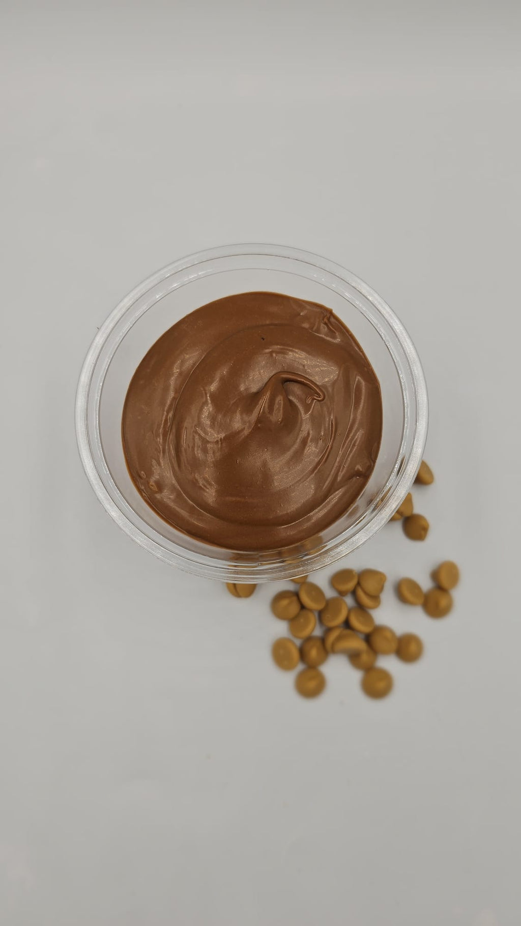 Trio Dessert Chocolate Discs with Cream & Biscuit Crumbs - packaging view | Hai Chocolate Oxford